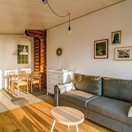 1 Bedroom Awesome In アパート *